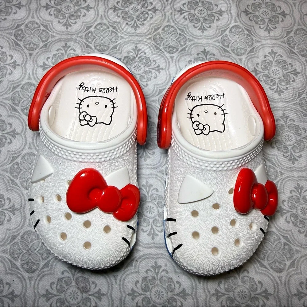 Crocs x Hello Kitty 50th Anniversary Classic Clogs Toddler Size 4 C